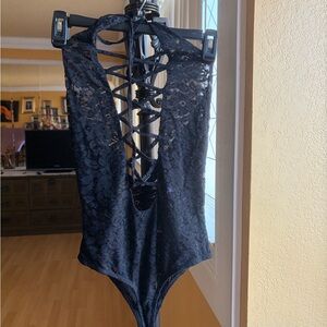 Fashion Nova Navy Lace Bodysuit